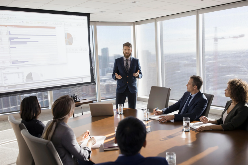 Минск. ПРЕЗЕНТАЦИЯ ПРОГРАММЫ УРОВНЯ MBA “BUSINESS MAXIMUM”
